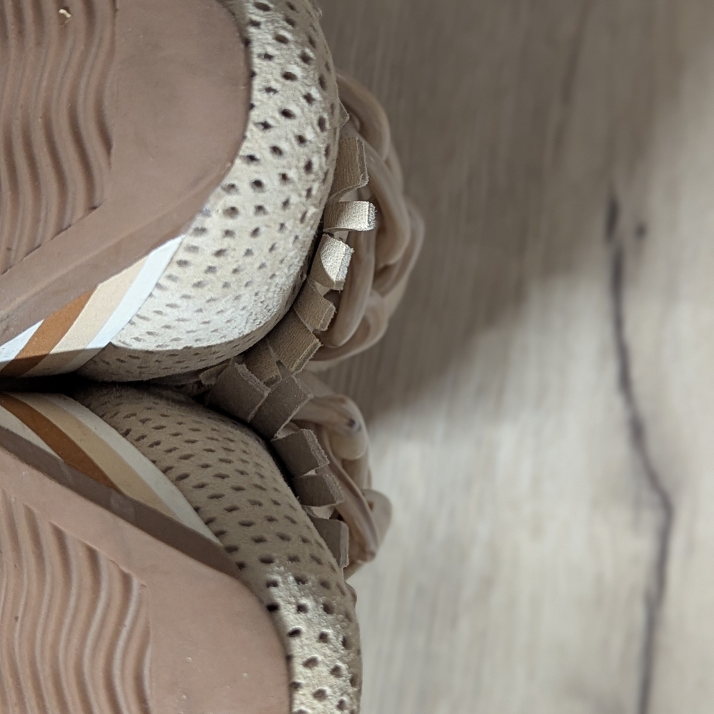 Softwaves Cadie Cream Suade Leather Support Platform Shoes Sneakers EU
39.5 - Picture 13 of 16